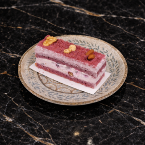 ORMAN MEYVELİ PASTA